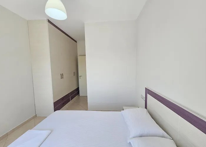 With Pool View In Rradhime * Vlorë